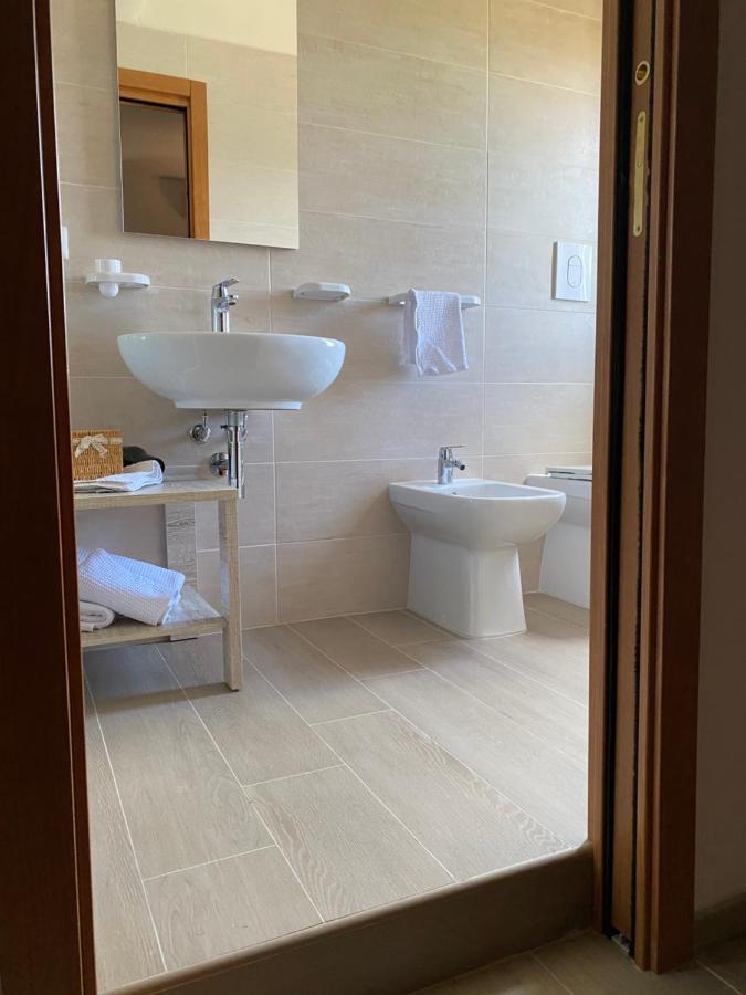 Agriturismo Azzarone Весте Екстериор снимка