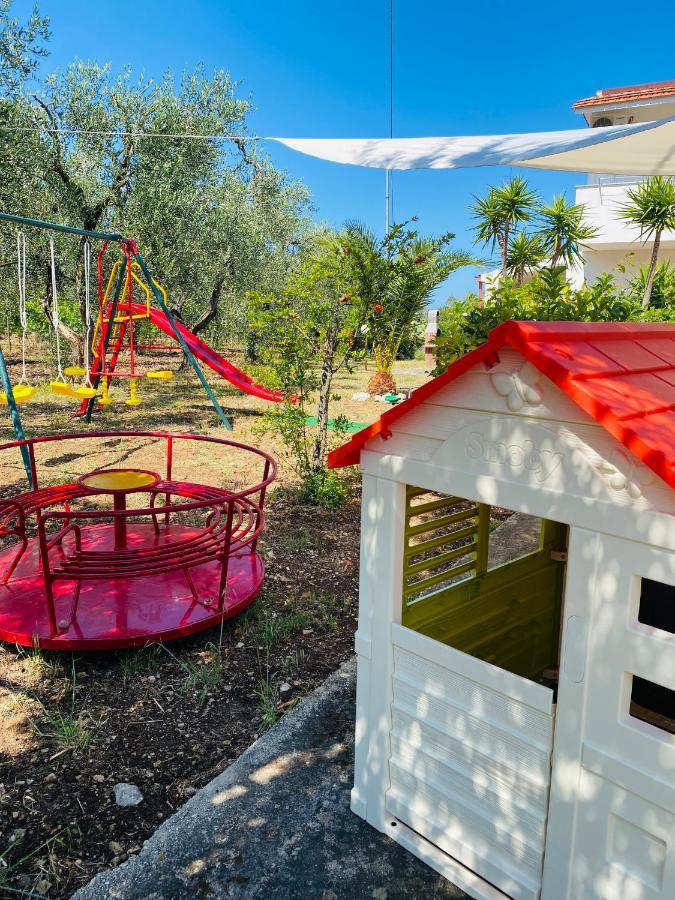 Agriturismo Azzarone Весте Екстериор снимка