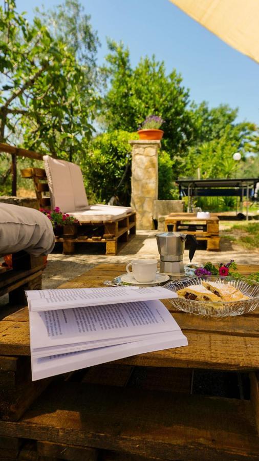 Agriturismo Azzarone Весте Екстериор снимка